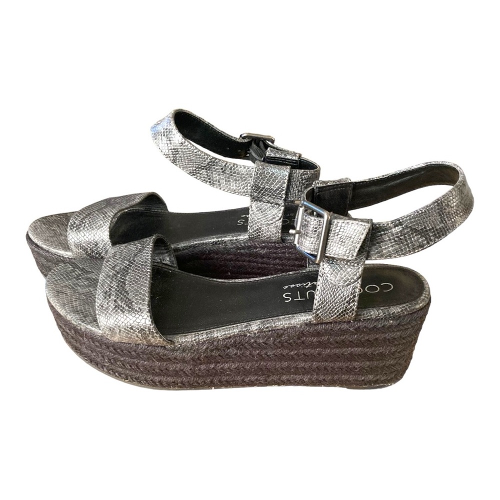Coconuts by Matissee Sunchaser Wedge Platforms Grey/Black Snake‎ Print Si…
